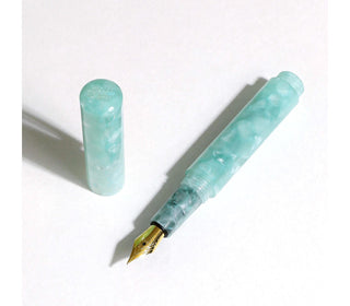Hightide - Attache Marbled Fountain Pen (Mint) - KOHEZI