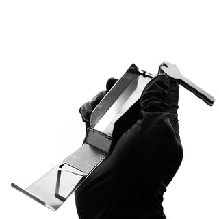 Claustrum - Swing Key Case (Straight Vibration Finish) - KOHEZI