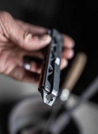 Exceed Designs - TiRant ULTRA Full - Length SKELETON MILLED ‘Integral - Like’ PRY BAR Backspacer (Jet - Black PVD 6AL - 4V Titanium) - KOHEZI