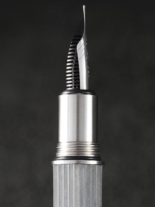 22STUDIO - Contour Fountain Pen (Dark Grey) - KOHEZI