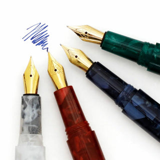 Hightide - Attache Marbled Fountain Pen (Green) - KOHEZI