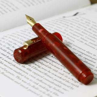 Hightide - Attache Marbled Fountain Pen (Red) - KOHEZI