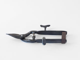 Tajika - Iron Garden Clipper - KOHEZI